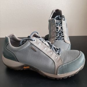 Dansko Womens‎ Vibram Hiking shoe